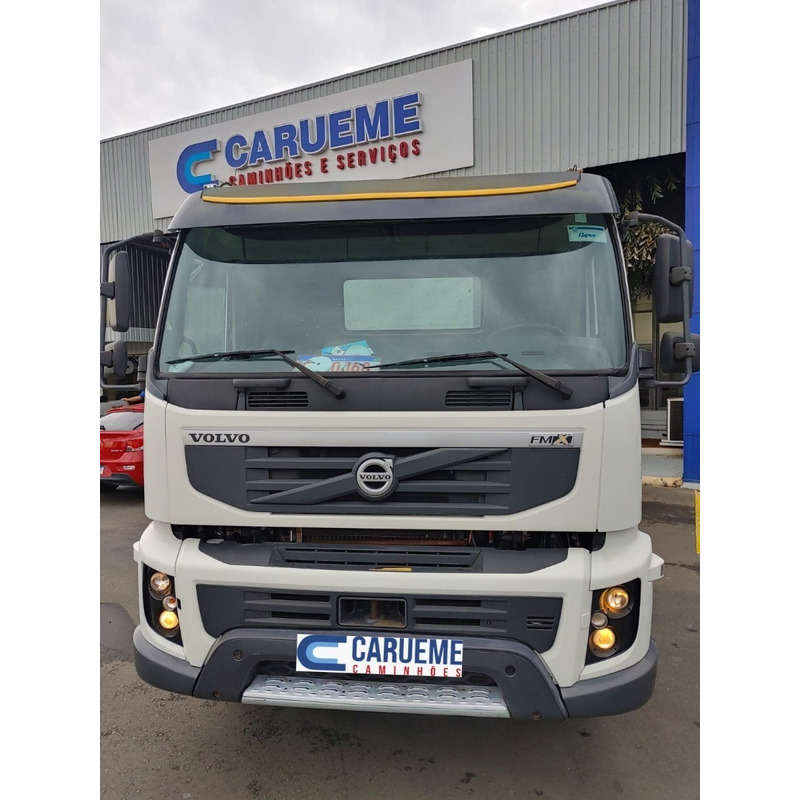 Caminhão Volvo FMX 500 6x4 2p (Diesel) (E5) - 2015 - Eldorado do