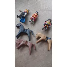 Lote 3 Playmobil Y Caballos
