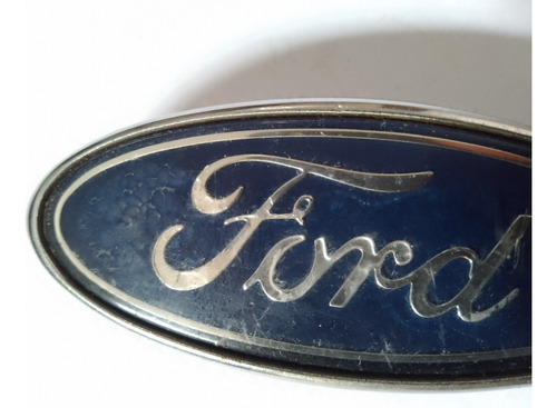 Emblema Ford Focus 97ab-8k141-aa Manchado Original Usado  Foto 2