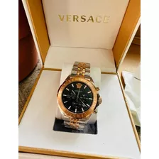 Belleza De Reloj Versace De Caballero Fondo Negro Elegante 