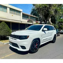 Jeep Grand Cherokee 2017 6.4 Srt-8 At