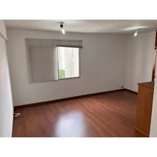 Studio Em Moema!!! 36 M2 Úteis! Super-bem Localizado! Com Garagem E Área De Serviço!