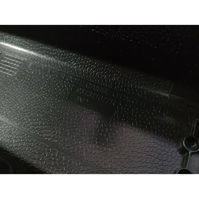 Moldura Caçamba Acabamento Lateral Renault Oroch 2017 A 2023 4