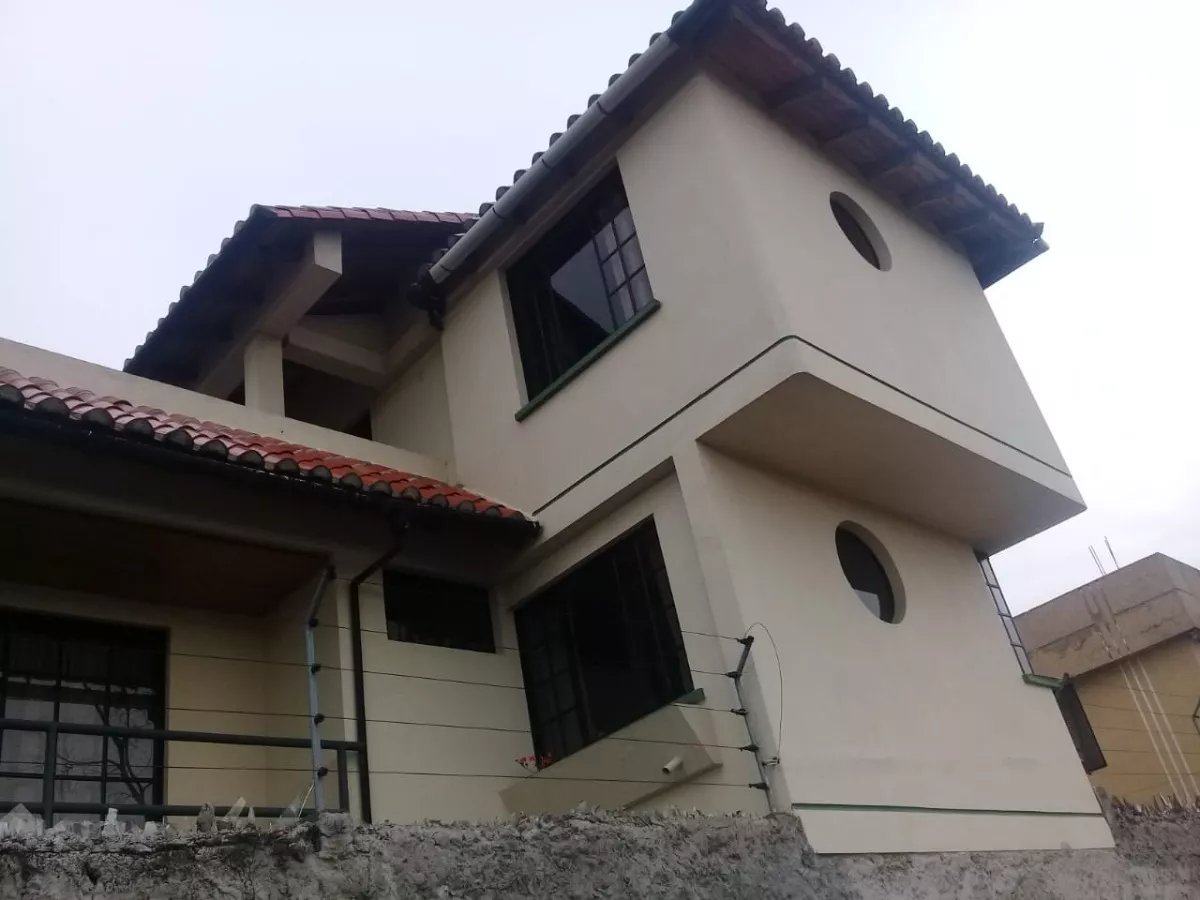 Casa Para Negocio Anticresis, Alquiler O Venta En La Ciudad De Quito 
