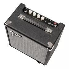 Amplificador Fender Rumble Series 15 Transistor Para Bajo De 15w Color Negro/plata 120v