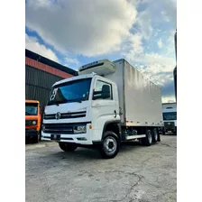 Volkswagen 13180 6x2 2023 - Baú Refrigerado 