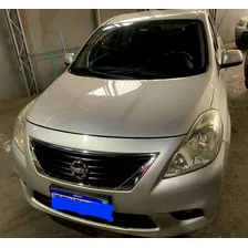 Nissan Versa 2013 1.6 16v Sv Flex 5p.