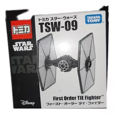 Tomica Star Wars. First Order Tie Fighter. Nuevo.