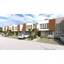 Villas En Venta En Punta Cana, 3 Habitaciones, Residencial P