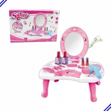 Brinquedo Penteadeira Menina + Acessórios De Beleza