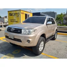 Toyota Fortuner 