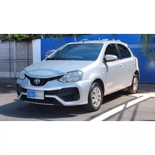 Toyota Etios 1.5 Xs 5p 5 Puertas Mt 2017 - Tute Cars W