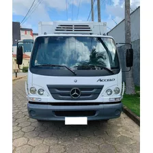 Mercedes-benz Accelo 815 Baú Refrigerado 2016