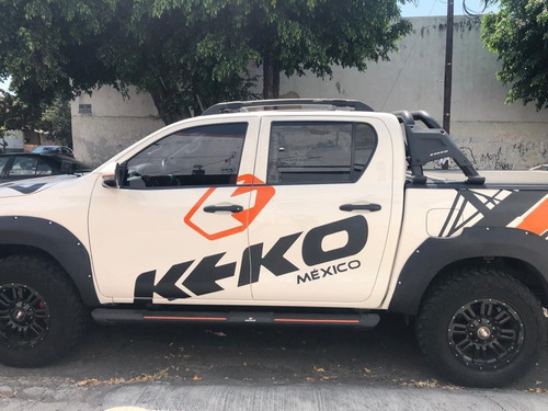Estribos Estribo Posa Pies Keko Toyota Hilux 2016-2020 Foto 3