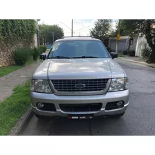 Ford Explorer Limited V6