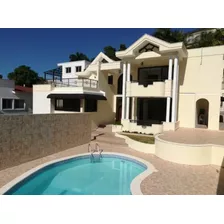 Hermosa Casa Con Piscina En Alquiler Arroyo Hondo Iii