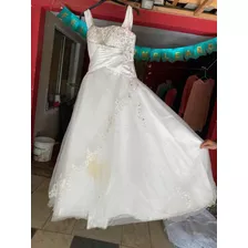 Vestido De Novia Usando