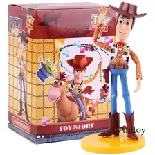 Toy Story 4 - Woody - 22 Cm Statue - Na Caixa Com Base