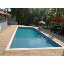 Sitio Fantástico Com 3 Casas E 2 Piscinas.