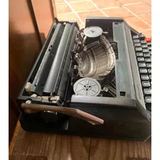 Máquina De Escribir Olivetti Ms 25 Premier