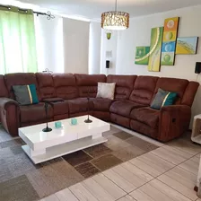 Casa En Venta De 4 Dorm. En Maipú