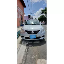 Nissan Versa 2014 1.6 16v Sv Flex 4p