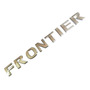 Emblema Le Np300 Frontier 2024 Grafito Nuevo Original