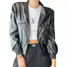 Campera Chaqueta Corta Bomber Oversize Engomada - Mujer