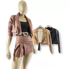 Blazer Mujer Corto De Cuerina / Engomado