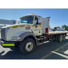 Camion Mack, Carroceria Plana, Año 2014, 98.000 Kilometros