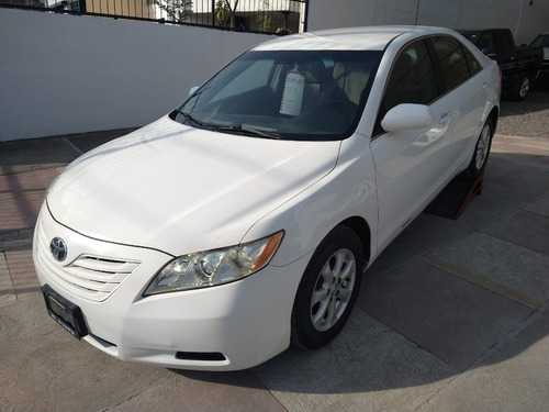 Toyota Camry Le 2009