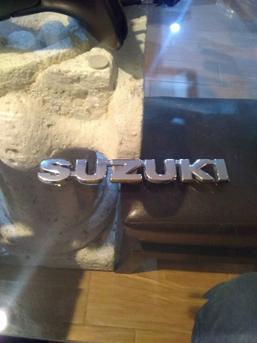 Emblema Letra De Suzuki Para Auto, Camioneta O Moto  Foto 2