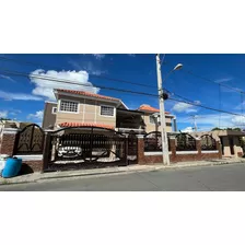 Casa En Venta Más Un Local Comercial San Francisco D Macoris