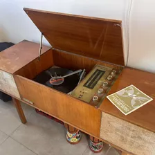 Mueble Vintage Tocadiscos Combinado Con Radio Madera