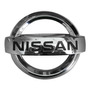 Emblema Parrilla Nissan March 2022-2023 Gris Blanco