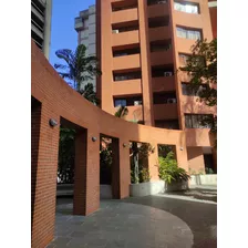 Amplio Apartamento Res. Pórtico Del Este, Plaza Venezuela. Lj