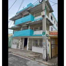 Edificio De 6 Apartamentos En Villa Faro