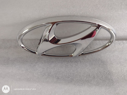 Emblema Parrilla Hyundai Accent 2018-2020 Original Foto 4