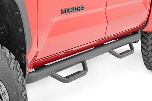 Rough Country Estribos Nerf Bar  Toyota Tundra 2022 Foto 2