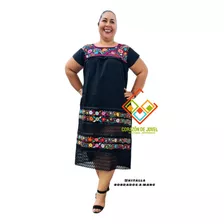 Vestido Negro De Manta Fina Bordado A Mano Díseño De Flores 