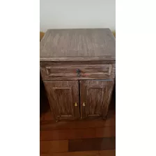 Mesa De Cabeceira Retirada