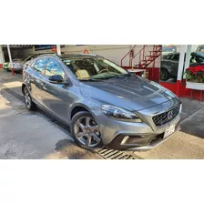 Volvo V40 2016