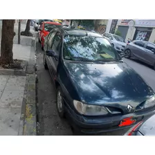 Renault Megane 1997 2.0 Rxe