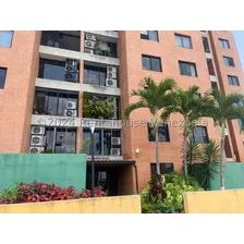 Bello Apartamento En Alquiler En Colinas De La Tahona Mls# 24-23569 Gf