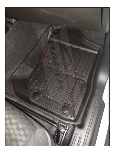 Juego Tapetes Suzuki Jimny Uso Rudo Manual / Standar 3piezas Foto 6