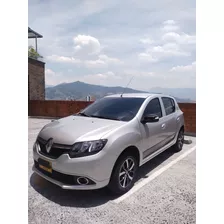 Renault Sandero Polar 8v 1600cc Mt Aa