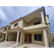 Se Vende Casa De 2 Niveles En Residencial Shalom V Sc