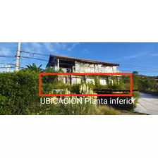 Apartamento En Cerro San Antonio Con Vista Al Puerto Y La Bahía De Piriápolis -1 Dormitorio Con Cama Matrimonial -living-comedor Integrado A Cocina Completamente Equipada Y Sillón Cama Marinera (ideal