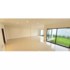 Casa A Estrenar En Querétaro, Lomas De Juriquilla. Trato Directo.