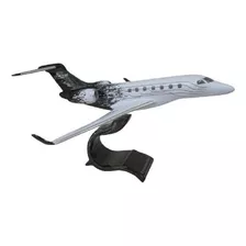 Maquete Avião Em Resina Legacy 500 Protótipo Rajado - 27 Cm